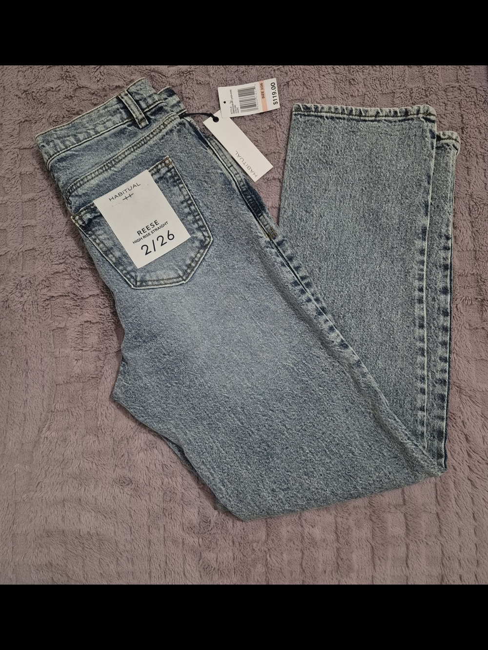 Habitual Jeans NWT- Reese High Rise Straight -Size 2/26